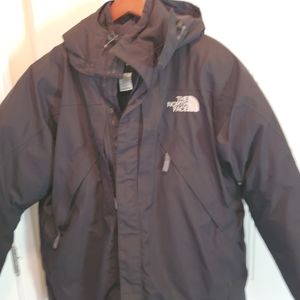NORTHFACE GORE TEK PRO JACKET...HEAVY DUTY